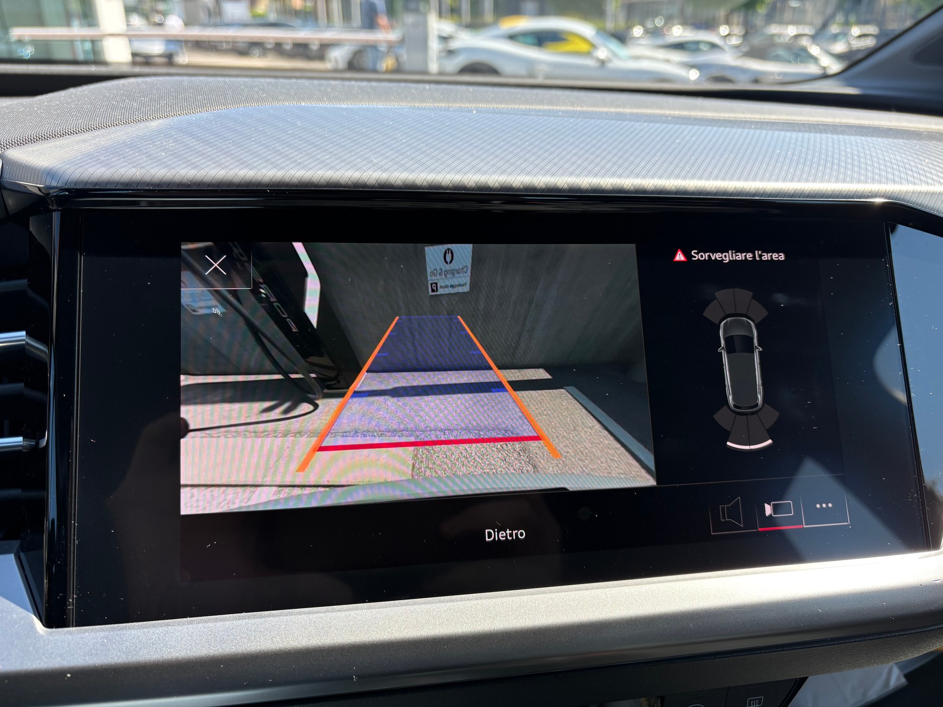 AUDI Q4 e-tron 40-image-17