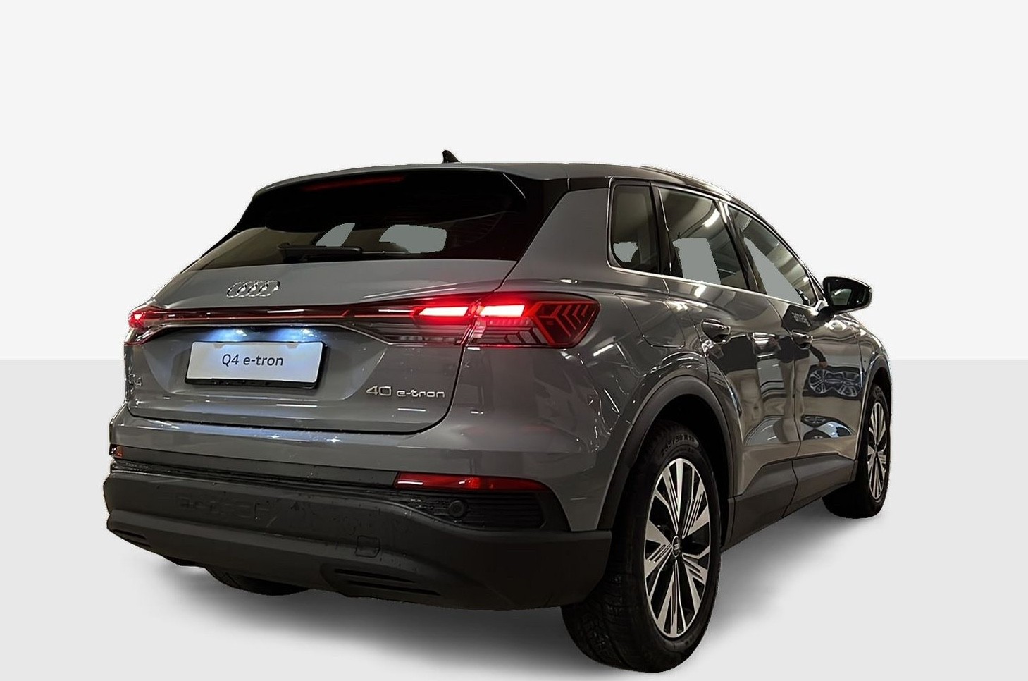 AUDI Q4 e-tron 40-image-5