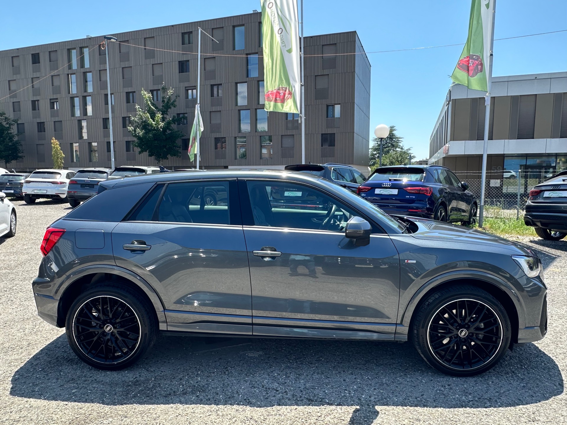 AUDI Q2 35 TFSI S line S-tronic-image-7