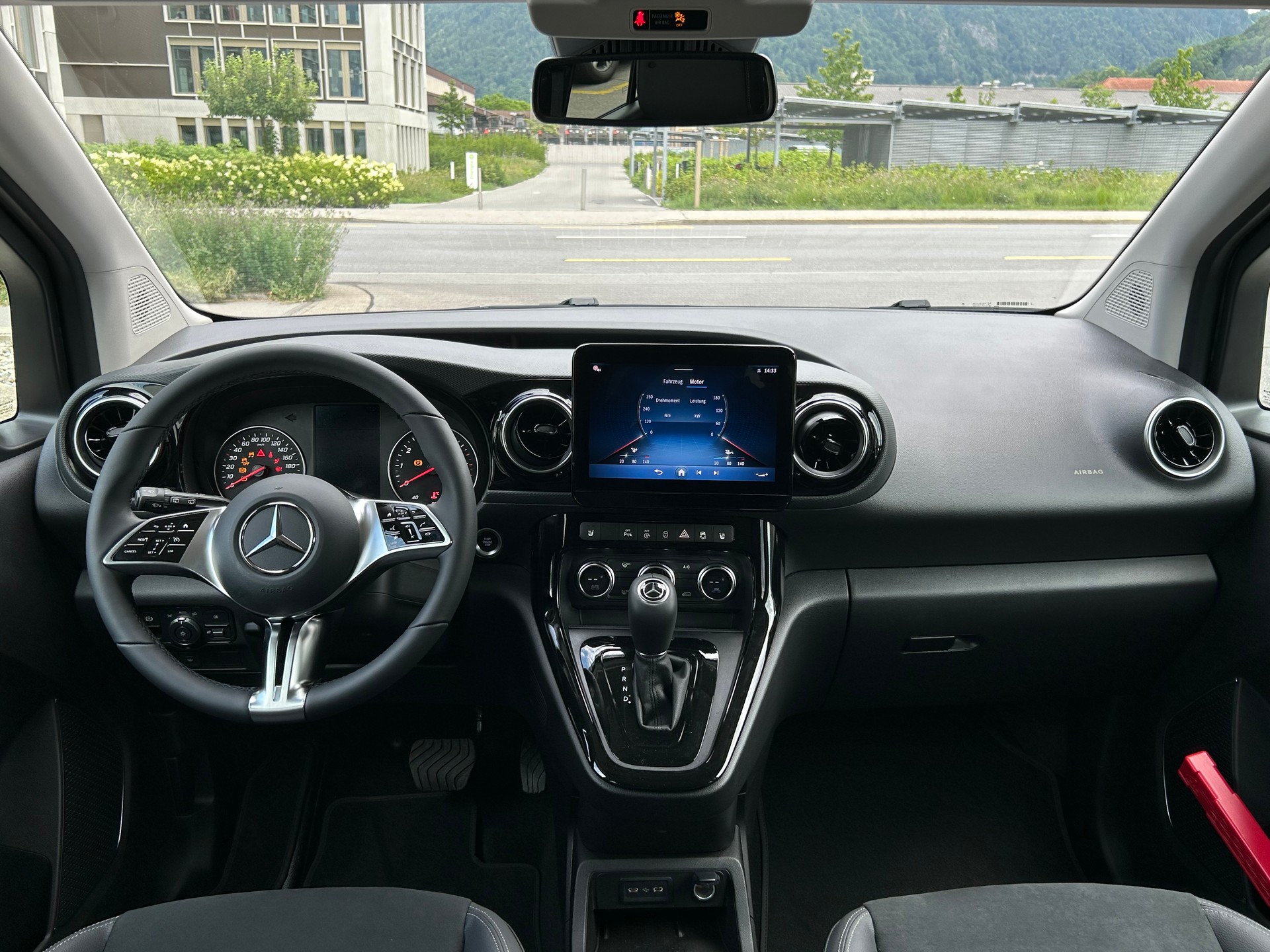 MERCEDES-BENZ T-Klasse T 180 Style S-image-13