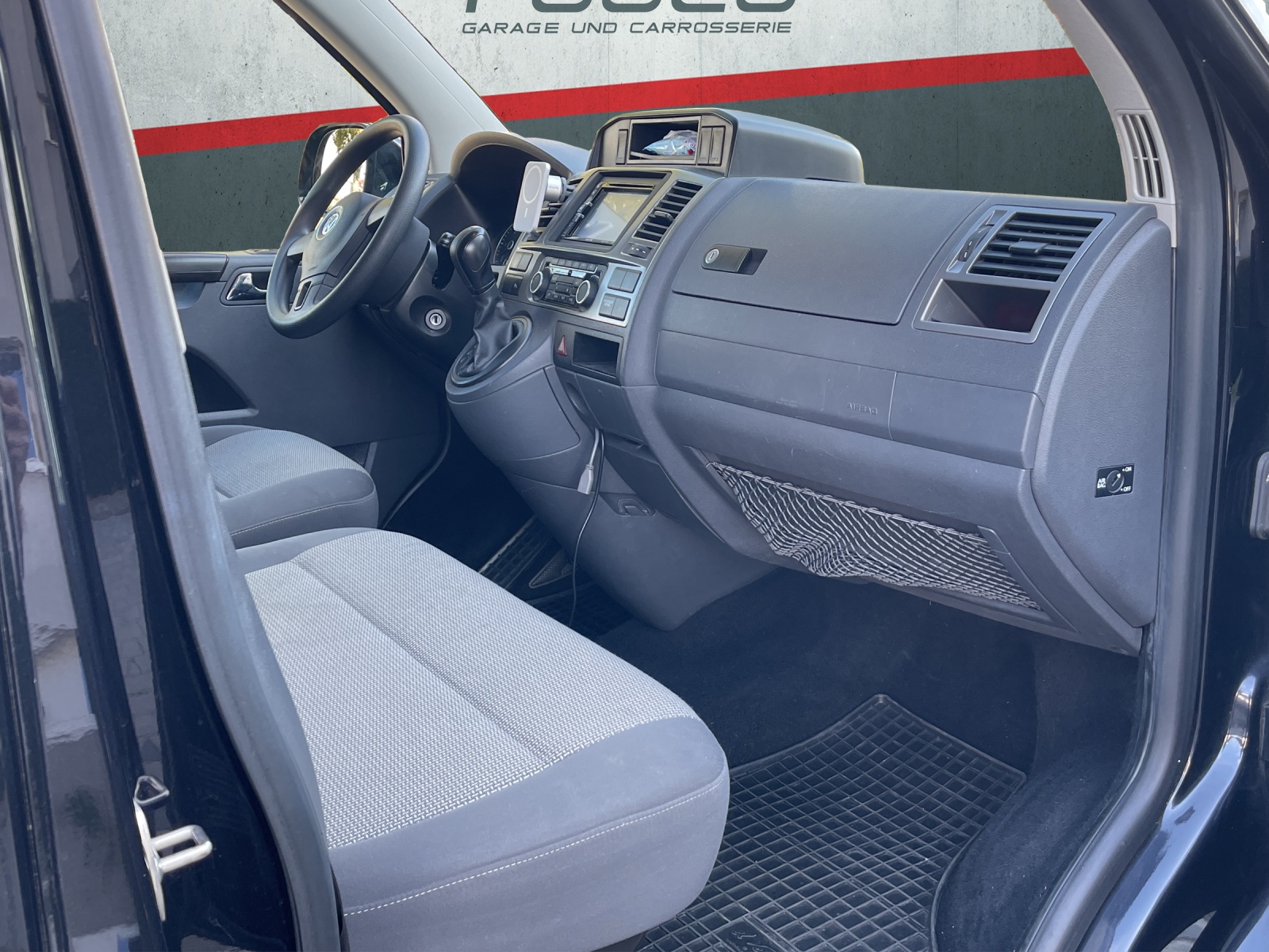 VW T5 Caravelle Comfortline 2.0 TDI 4x4 DSG-image-10
