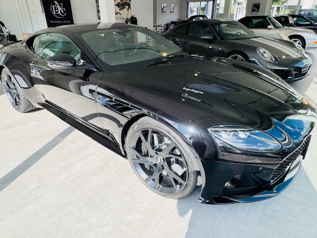ASTON MARTIN DBS Coupé Superleggera-image-2