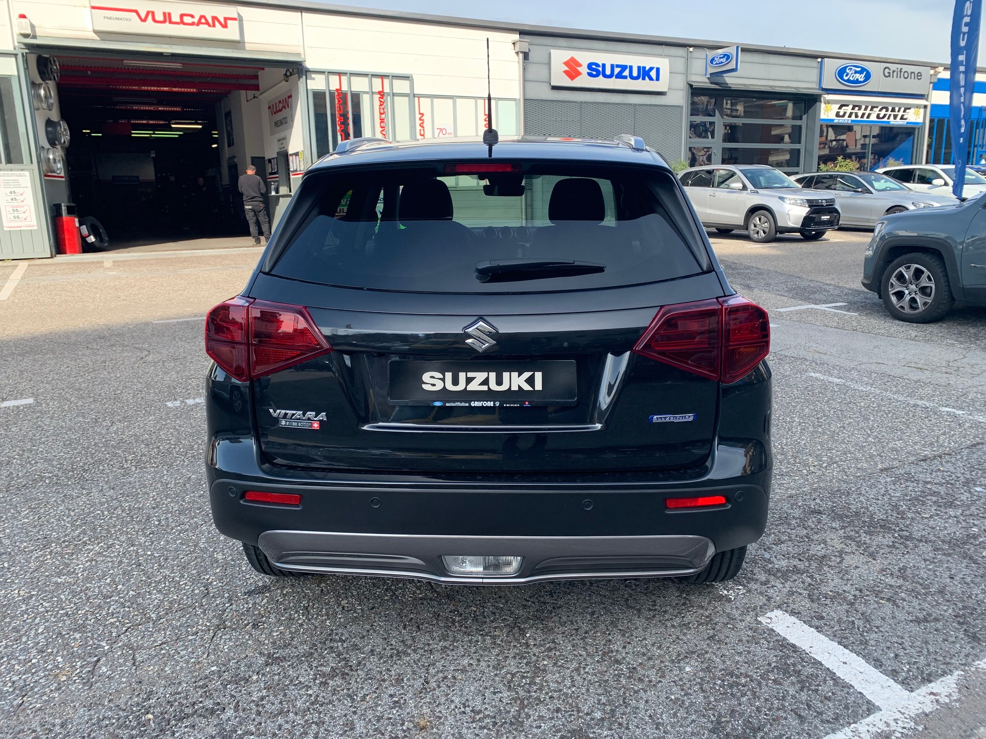 SUZUKI VITARA 1.4 T Compact TOP Hybrid 4x4-image-5