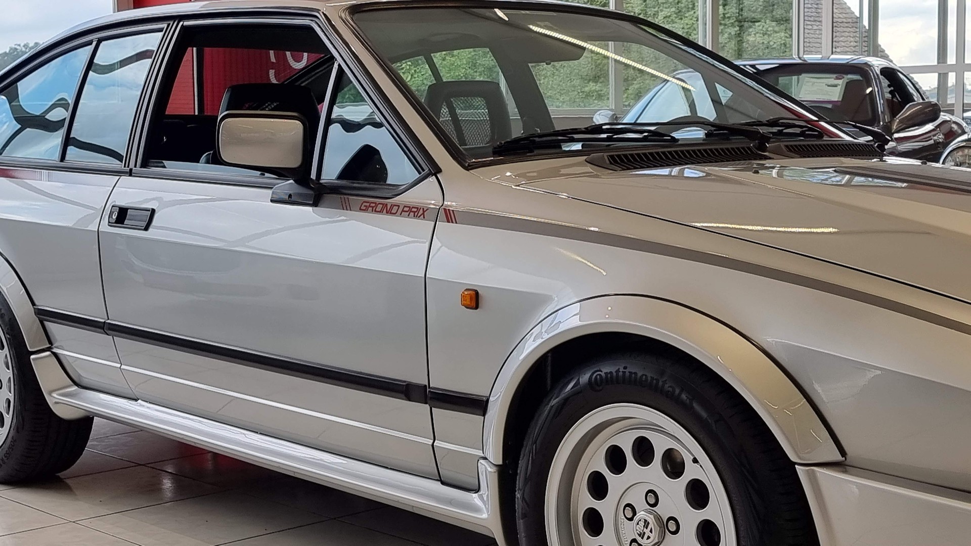 ALFA ROMEO GTV 6 2.5 Grand Prix-image-8