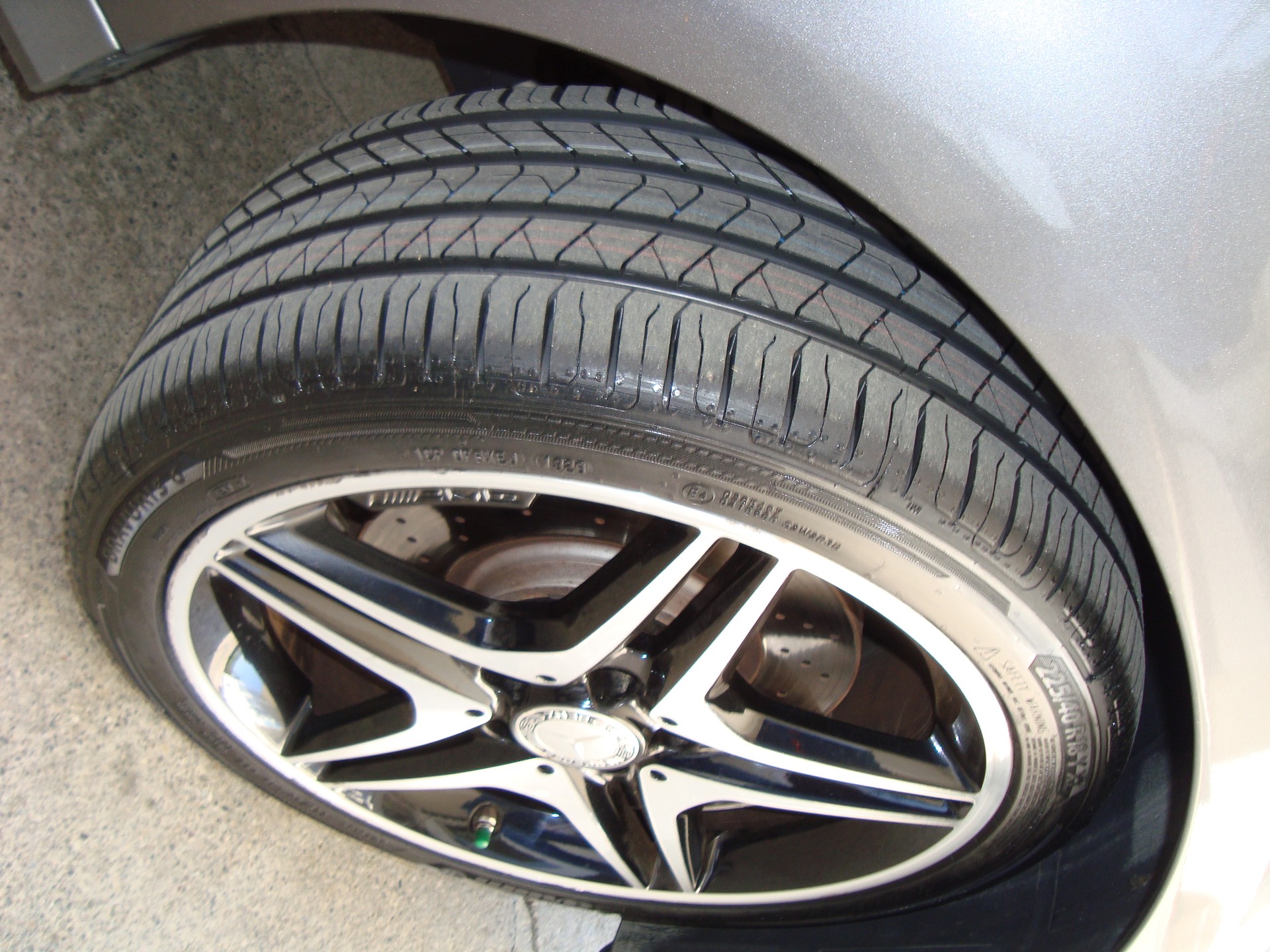 MERCEDES-BENZ B 250 AMG Line 4Matic 7G-DCT-image-15