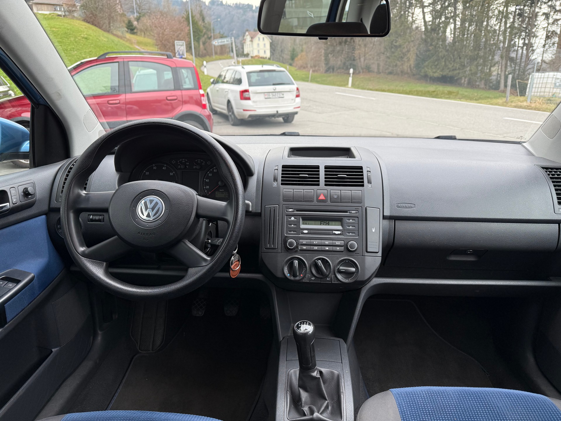 VW Polo 1.4 16V Comfortline-image-14