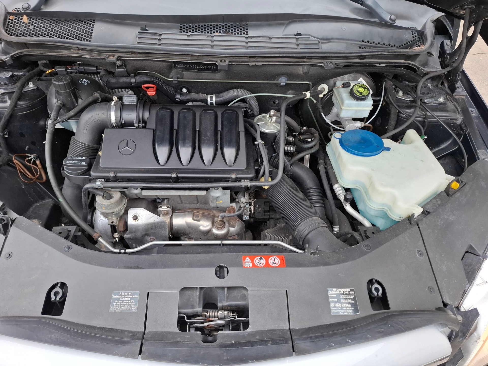 MERCEDES-BENZ B 200 CDI-image-13