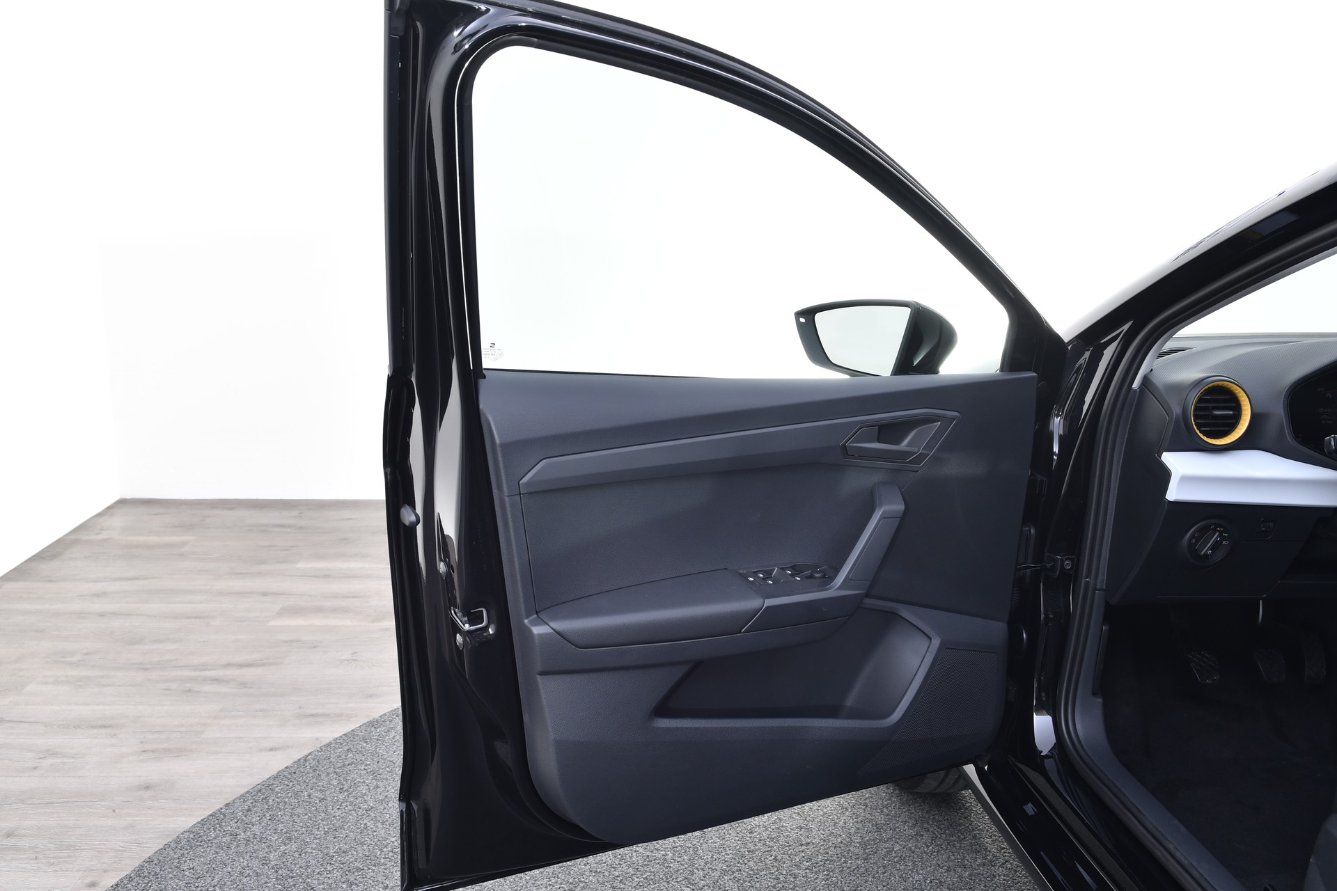 SEAT Ibiza 1.0 EcoTSI-image-8