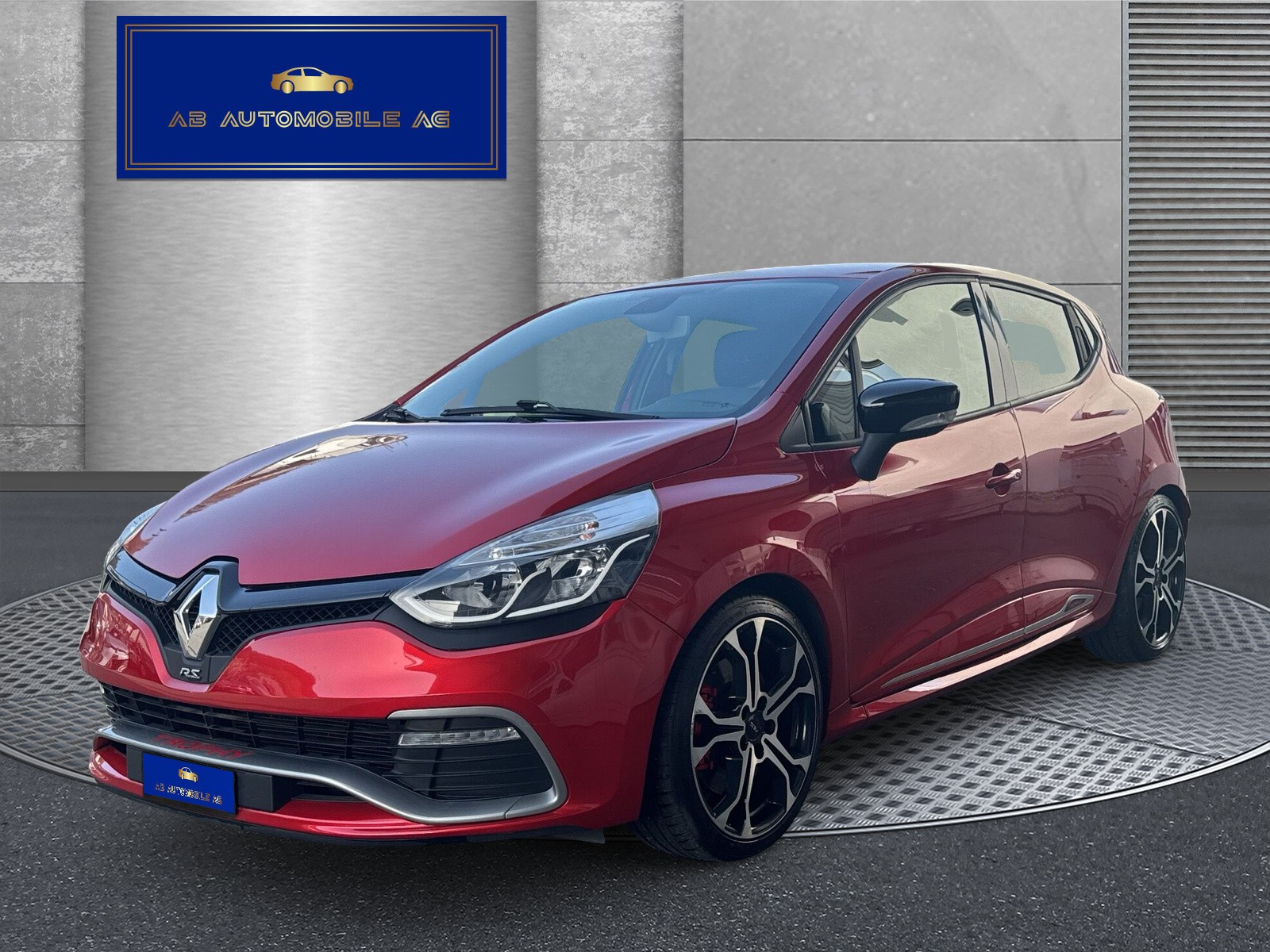 RENAULT Clio 1.6 T RS 220 Trophy EDC