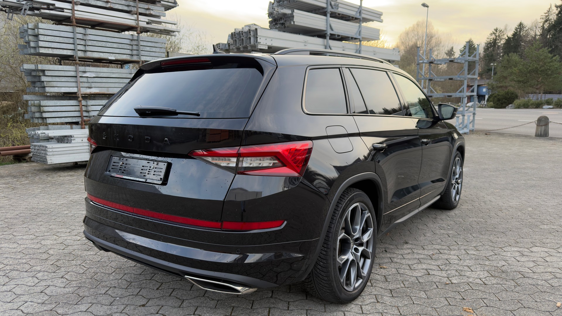 SKODA Kodiaq 2.0 Bi-TDI SCR RS 4x4 DSG-image-4
