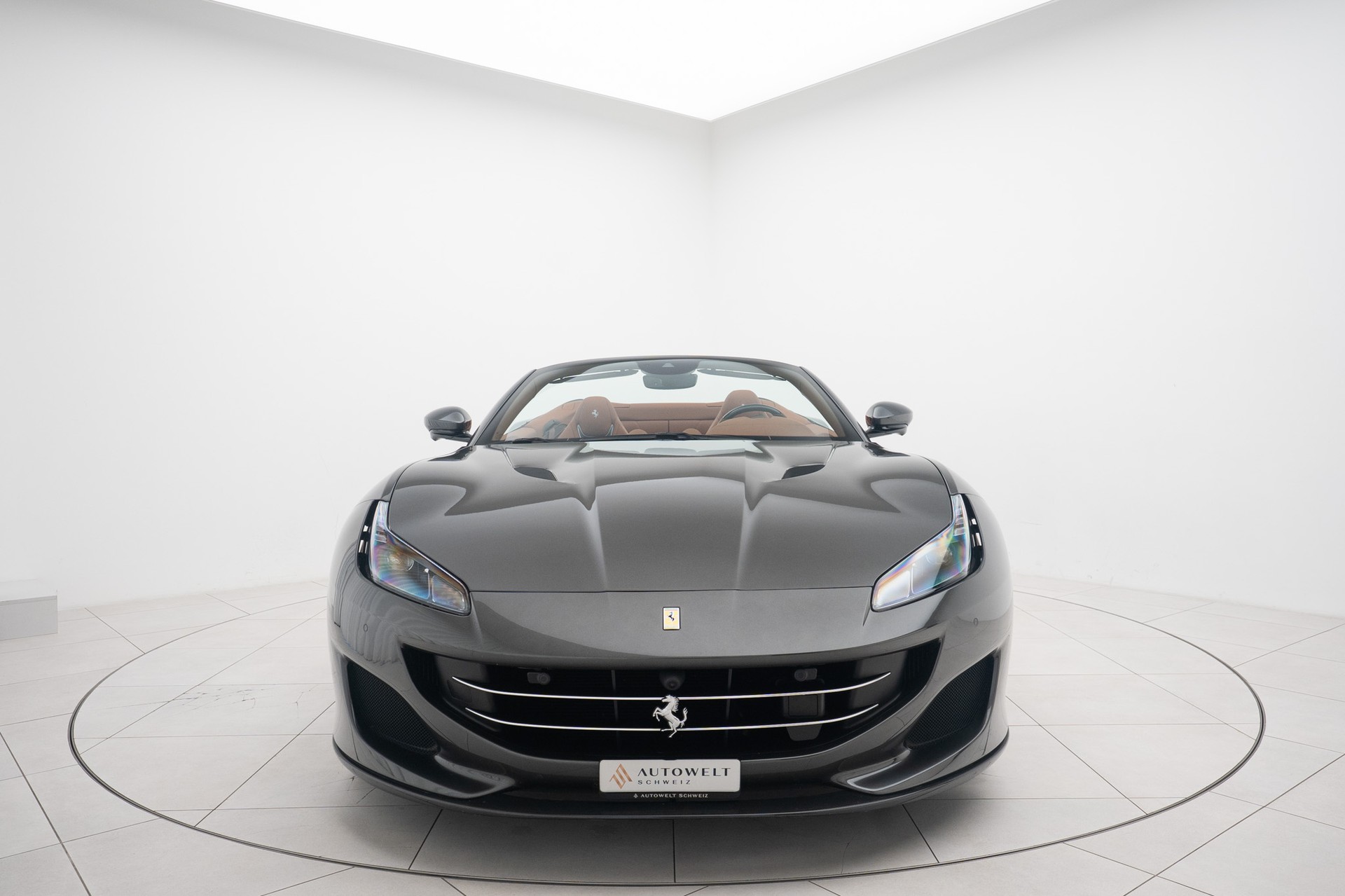 FERRARI Portofino 3.9 V8 T-showroom-element-3