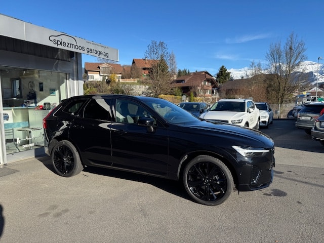 VOLVO XC60 2.0 B5 MH Plus Black Edition AWD-image-1
