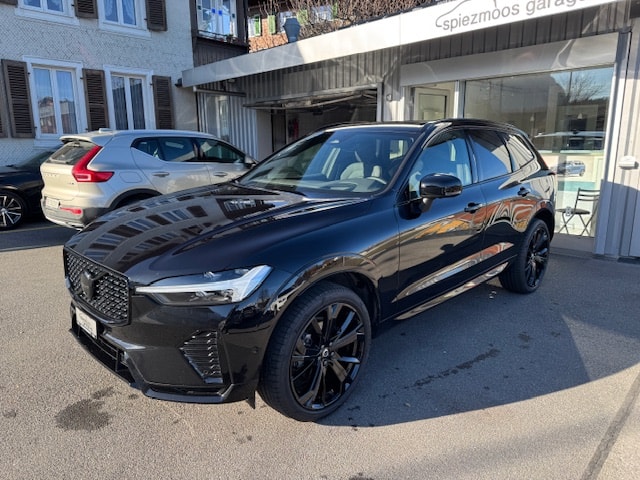 VOLVO XC60 2.0 B5 MH Plus Black Edition AWD-image-5