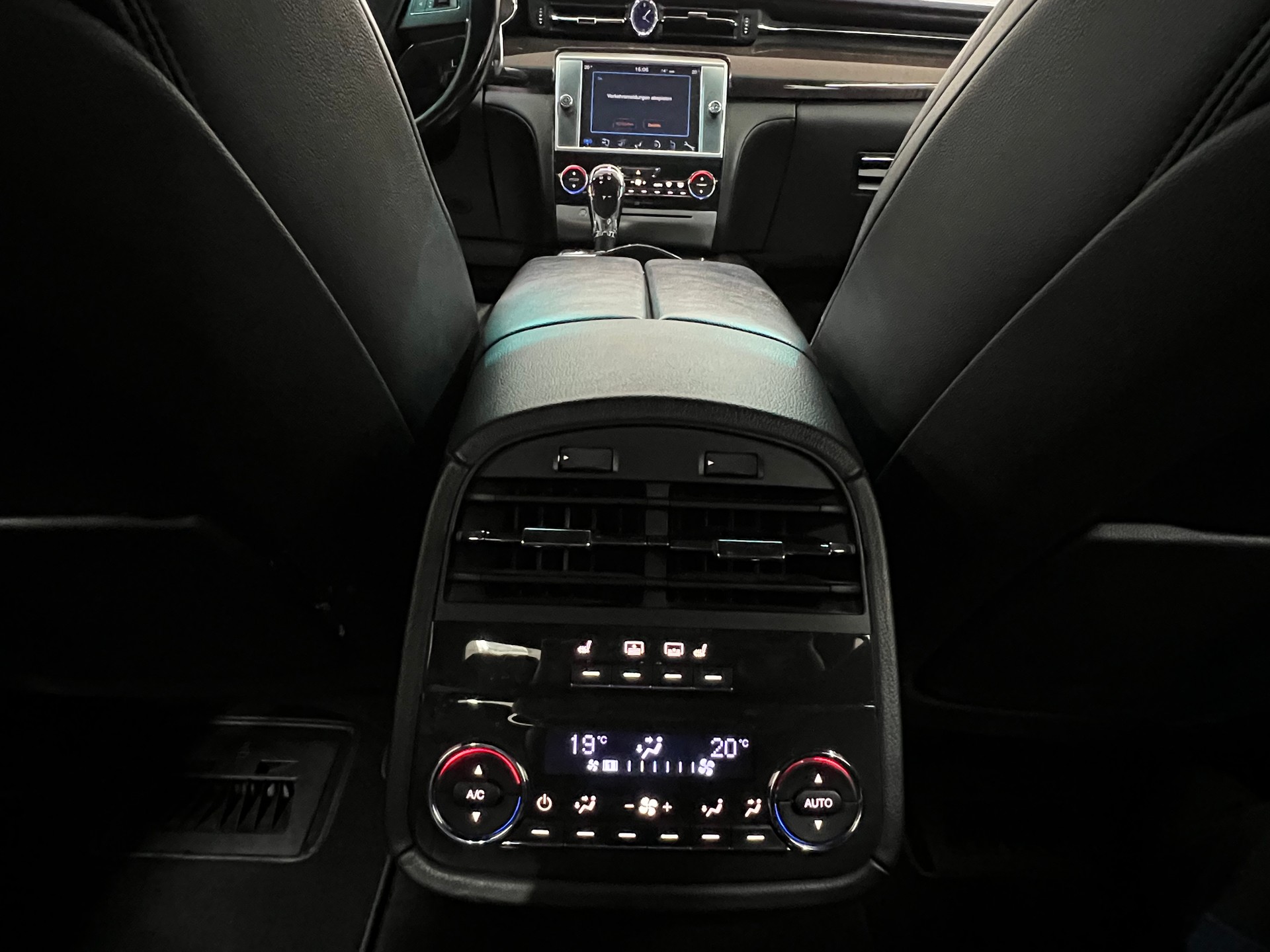 MASERATI Quattroporte 3.0 V6 S Q4 Automatica-image-15