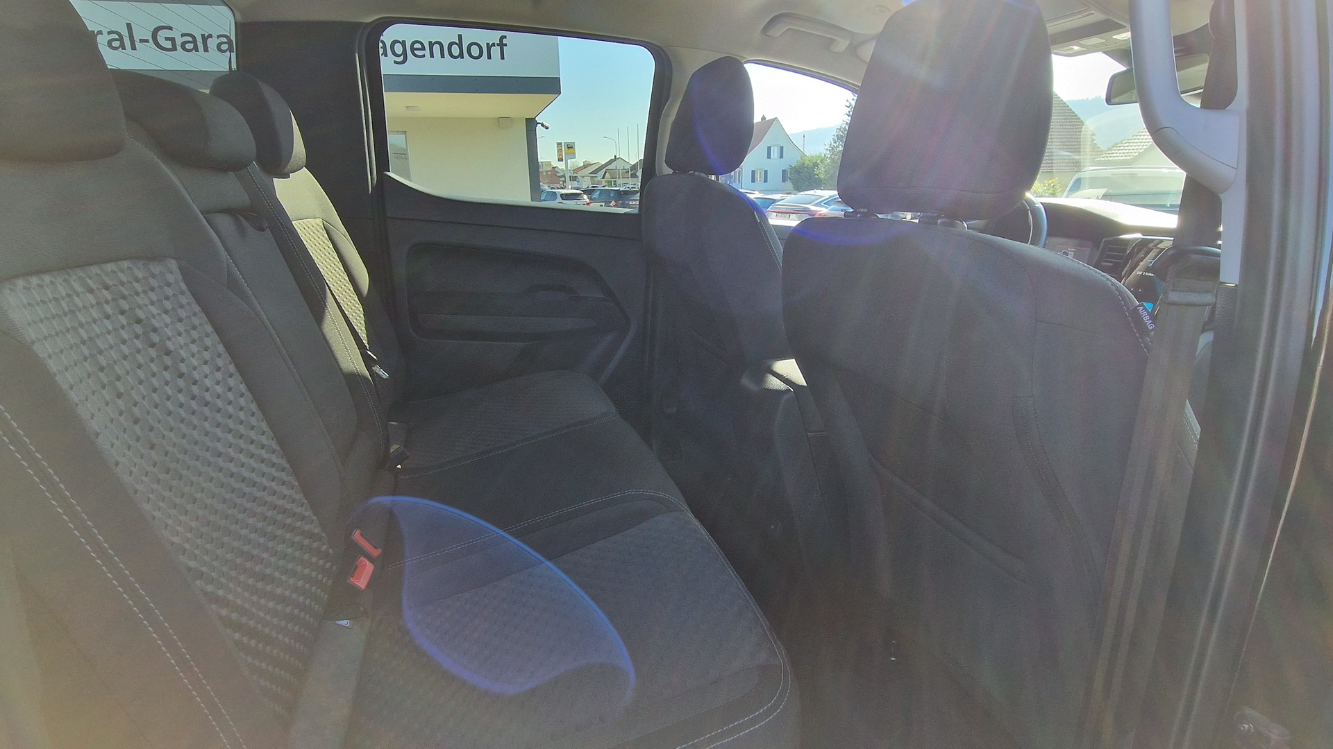 VW DC Pick-up Life TDI 2.0-205 Aut 4M-image-12