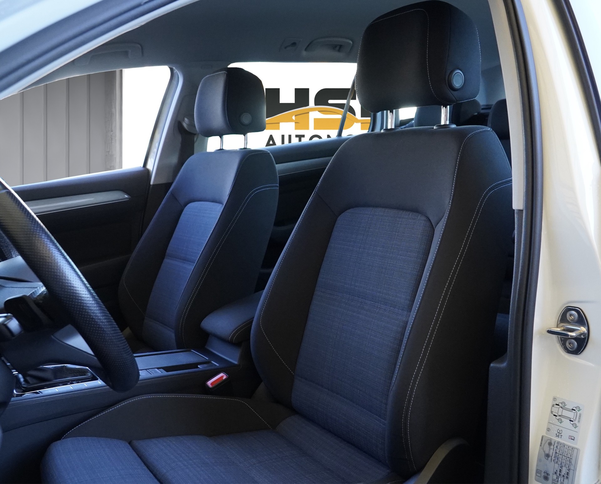 VW Passat Variant 1.4 TSI GTE Hybrid DSG *CH Fahrzeug*-image-10
