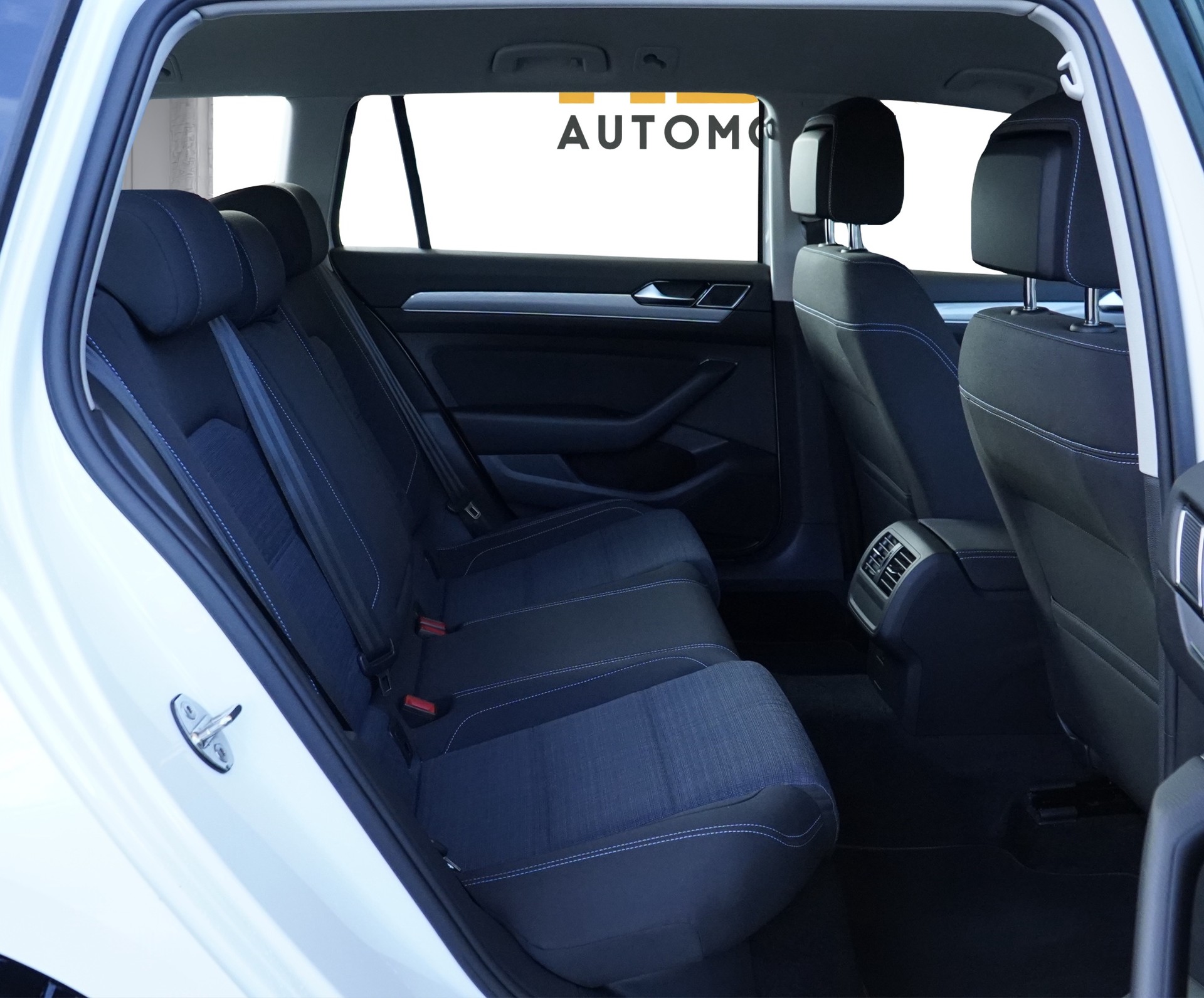 VW Passat Variant 1.4 TSI GTE Hybrid DSG *CH Fahrzeug*-image-15