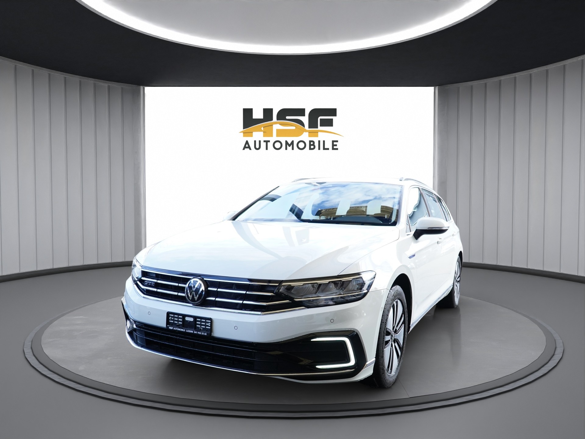 VW Passat Variant 1.4 TSI GTE Hybrid DSG *CH Fahrzeug*-image-5