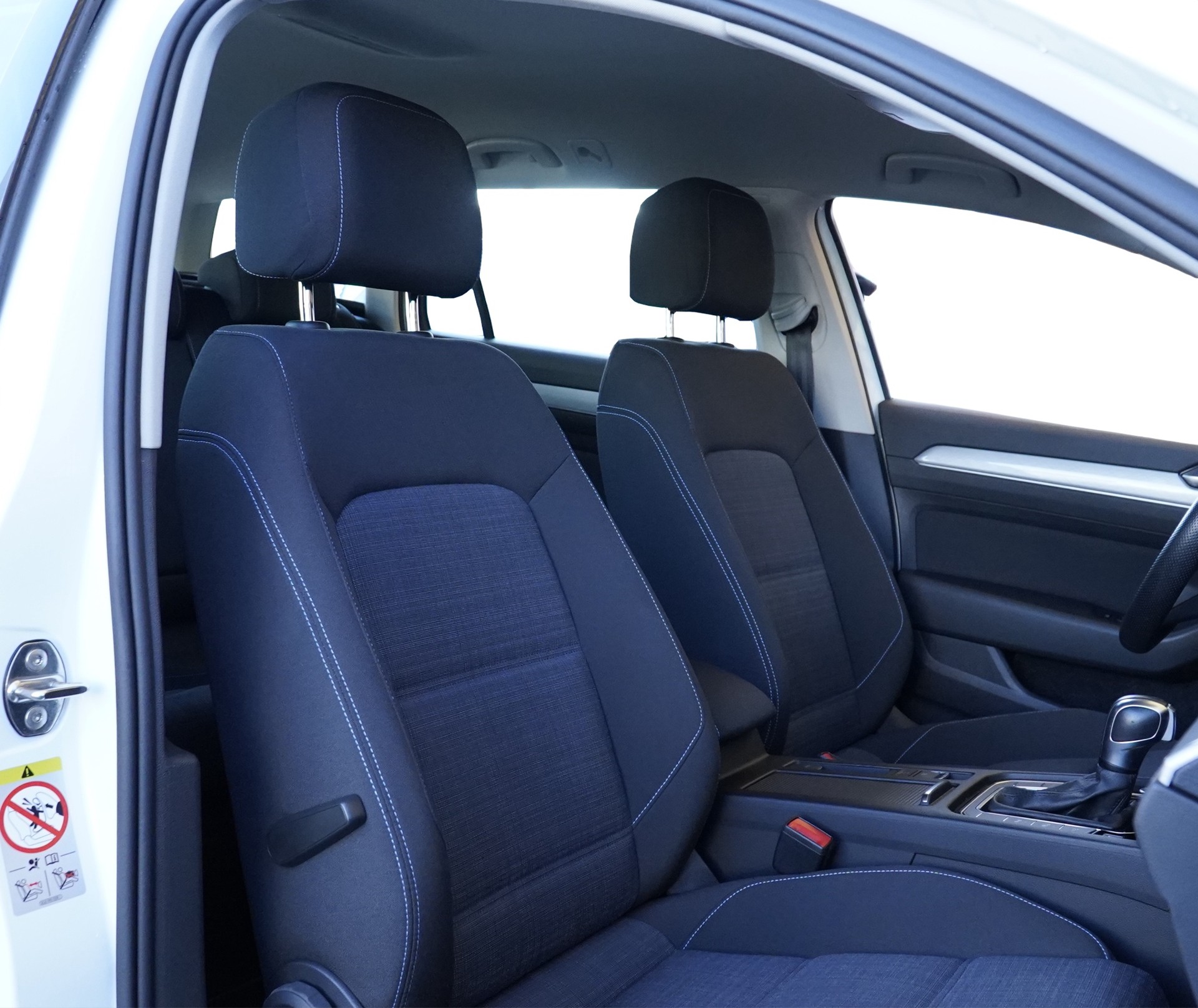VW Passat Variant 1.4 TSI GTE Hybrid DSG *CH Fahrzeug*-image-14