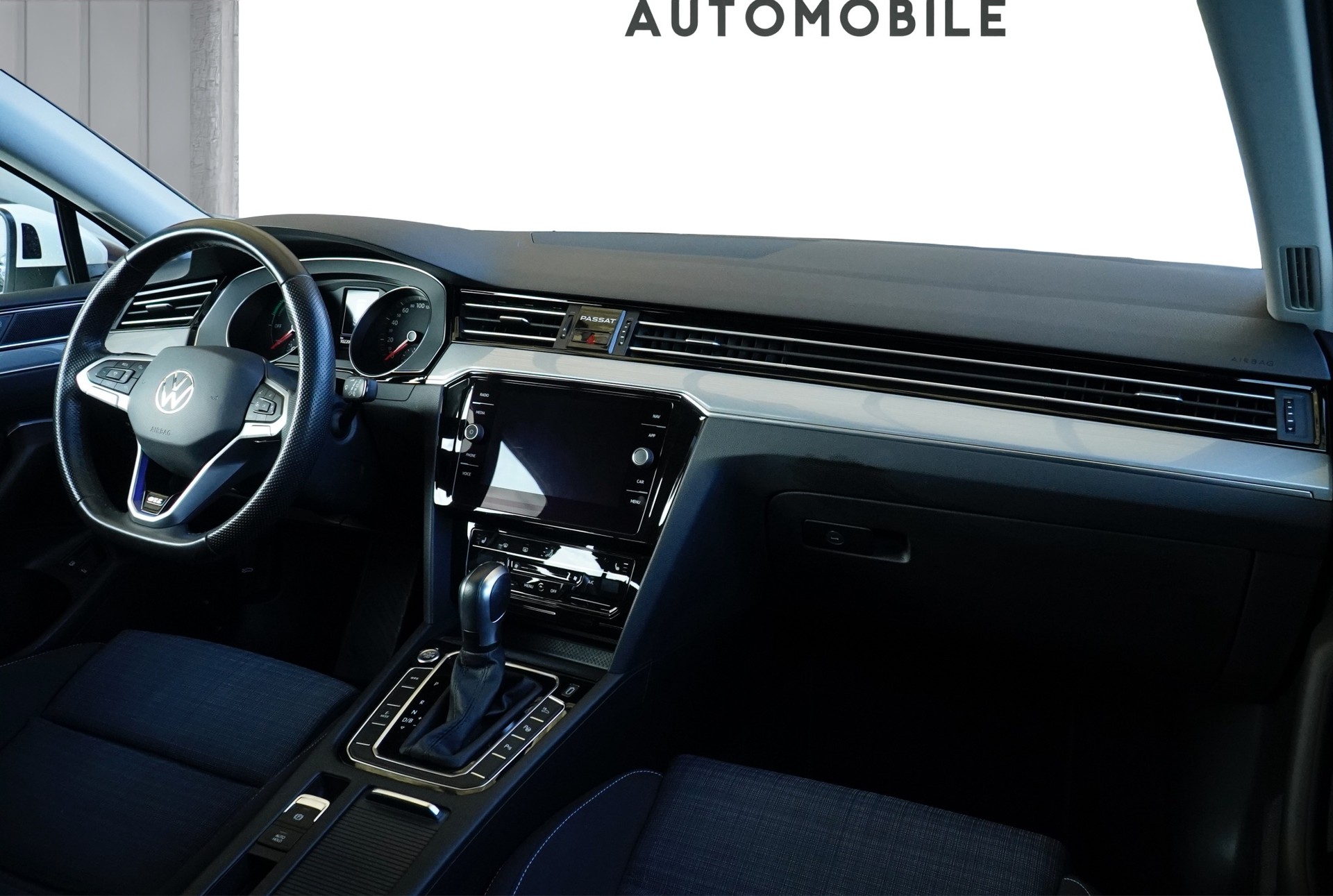 VW Passat Variant 1.4 TSI GTE Hybrid DSG *CH Fahrzeug*-image-12