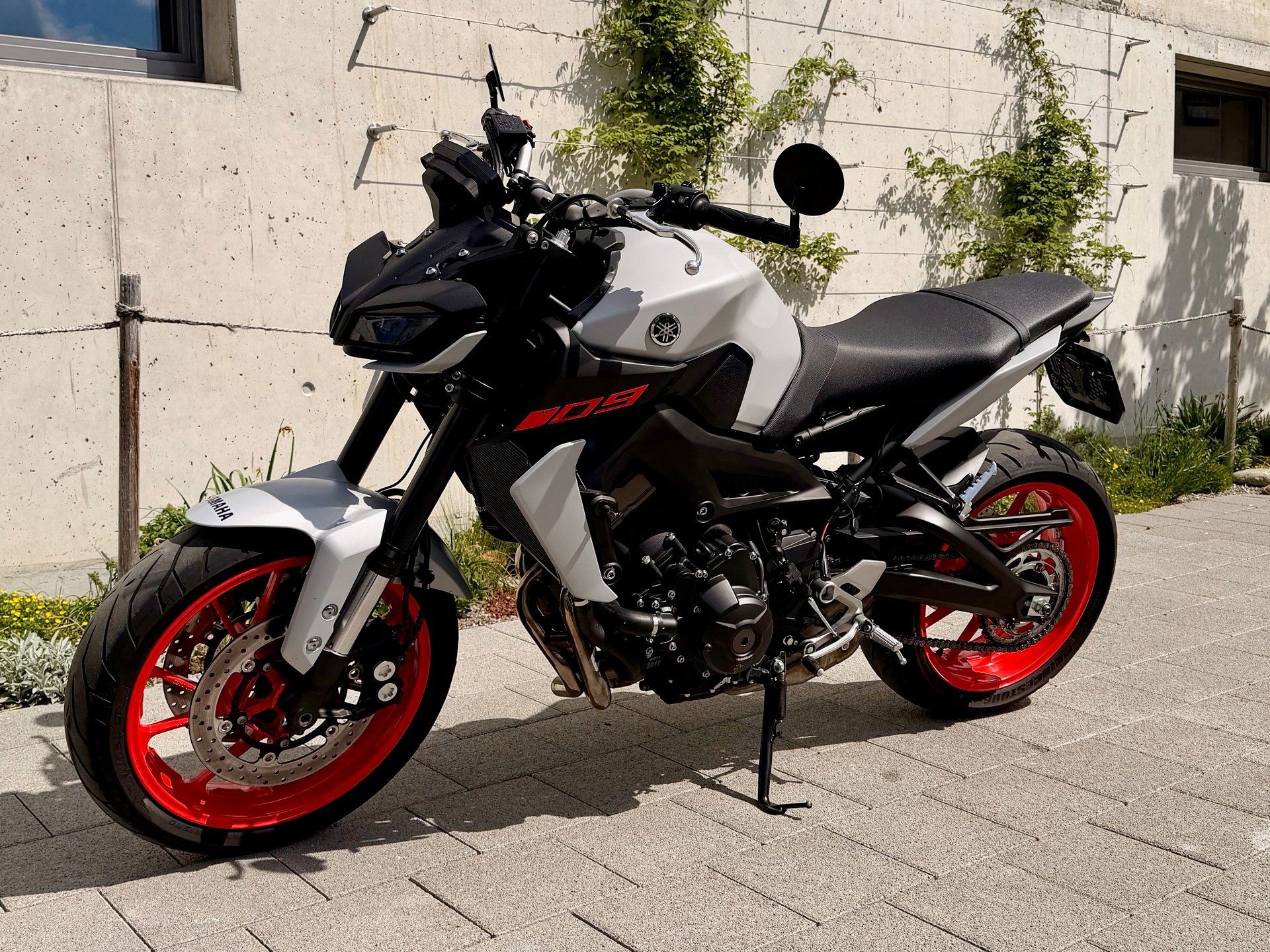 YAMAHA MT-09 ABS-image-0
