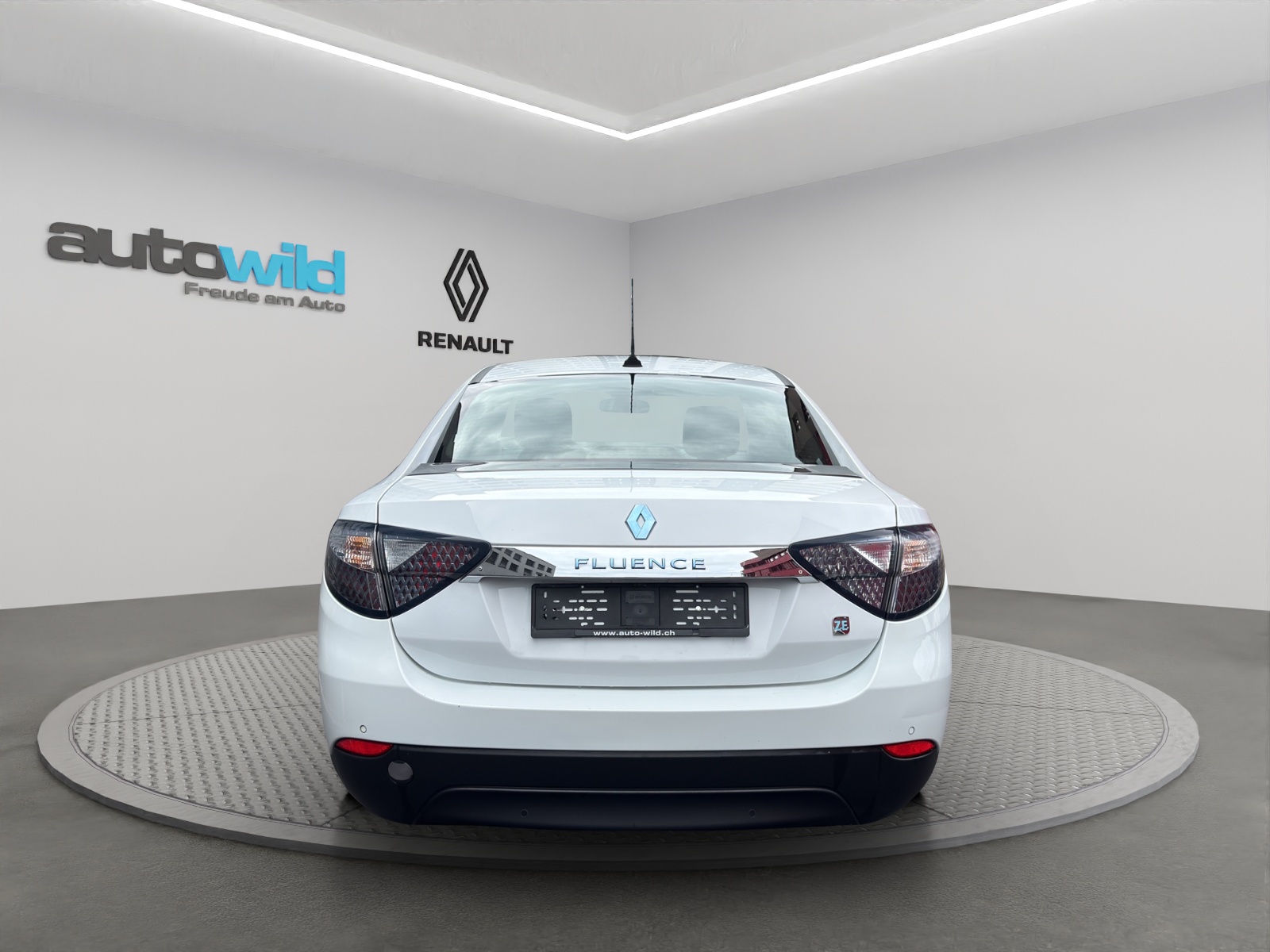 RENAULT Fluence Z.E Dynamique-image-5