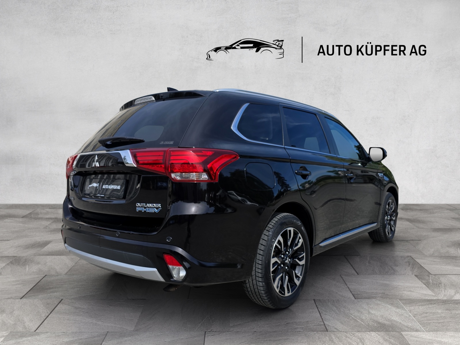 MITSUBISHI Outlander 2.4 PHEV Diamond S-Edition 4WD Automatic-image-4