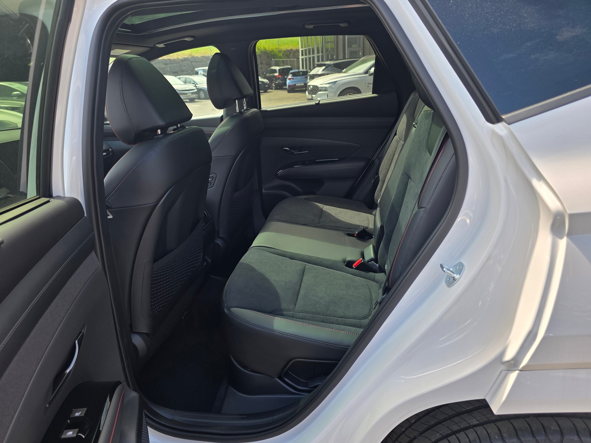HYUNDAI Tucson 1.6 TGDI HEV N Line LUX pack 4WD-image-10