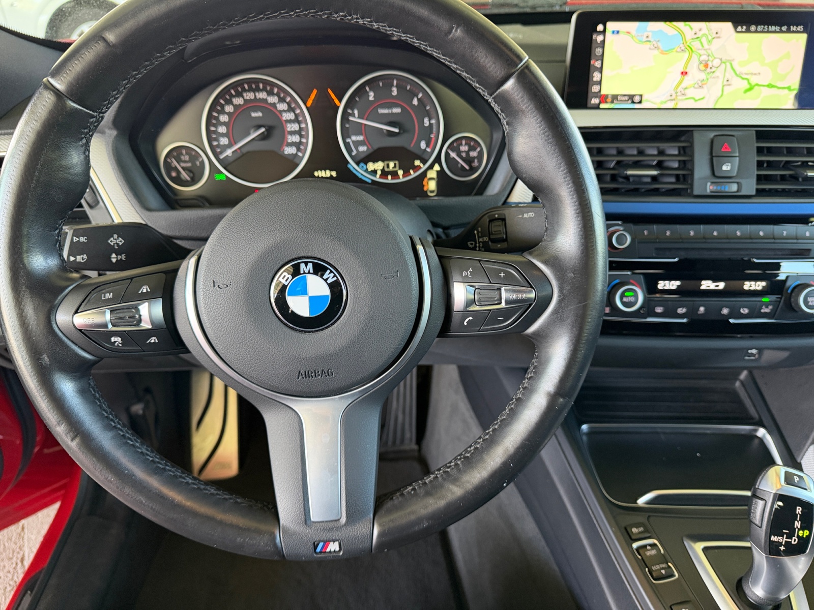 BMW 320d Gran Turismo-image-11