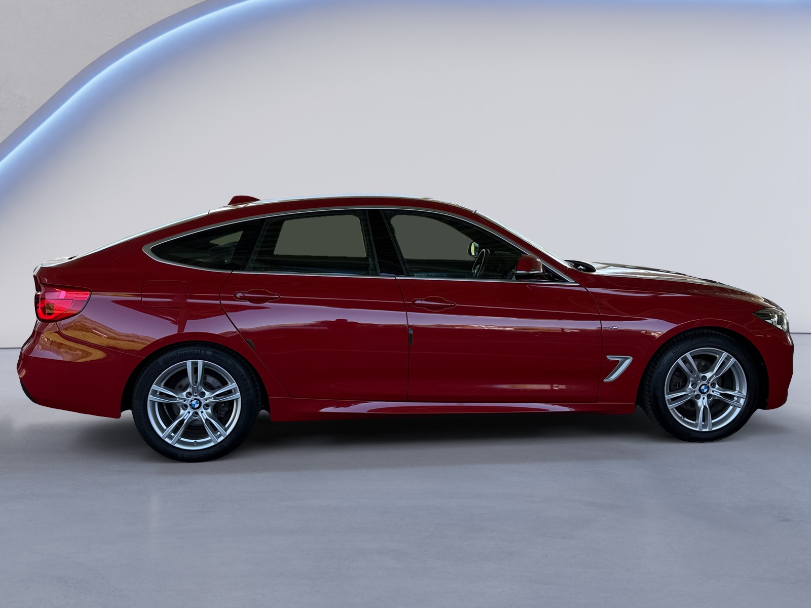 BMW 320d Gran Turismo-image-5