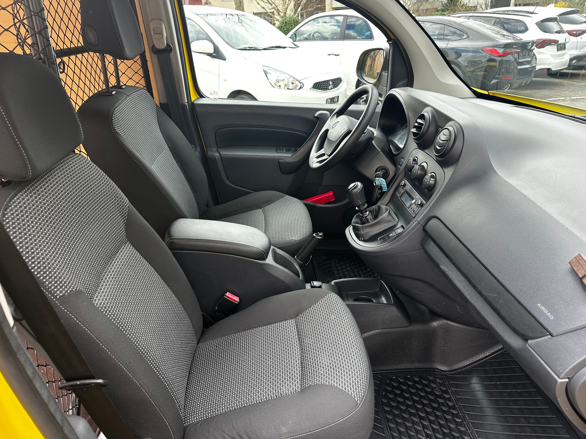 MERCEDES-BENZ Citan 111 CDI EL Euro 6-image-16