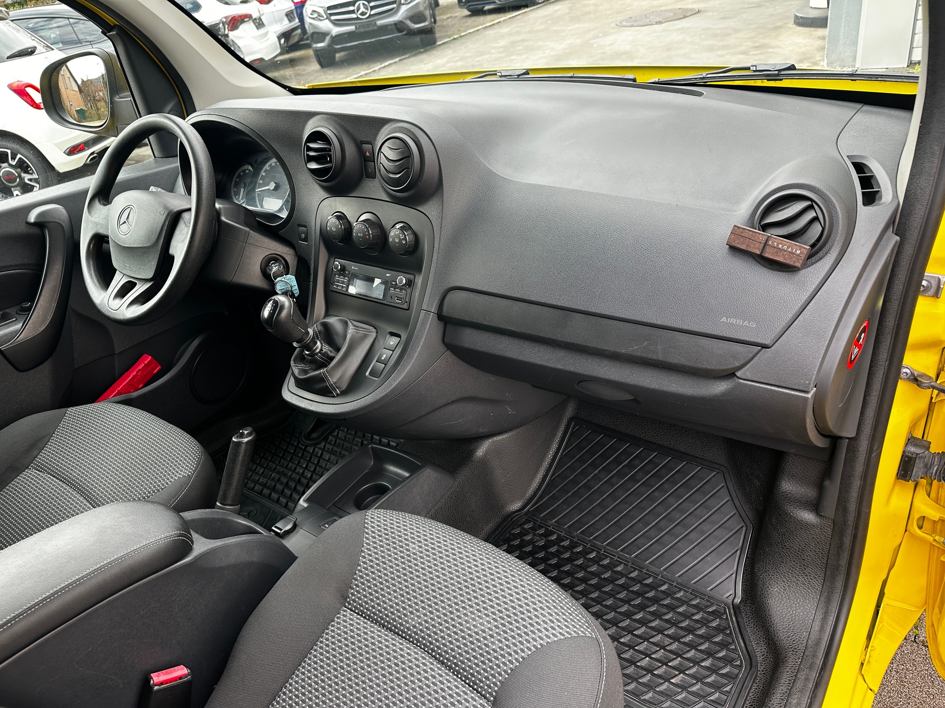 MERCEDES-BENZ Citan 111 CDI EL Euro 6-image-10