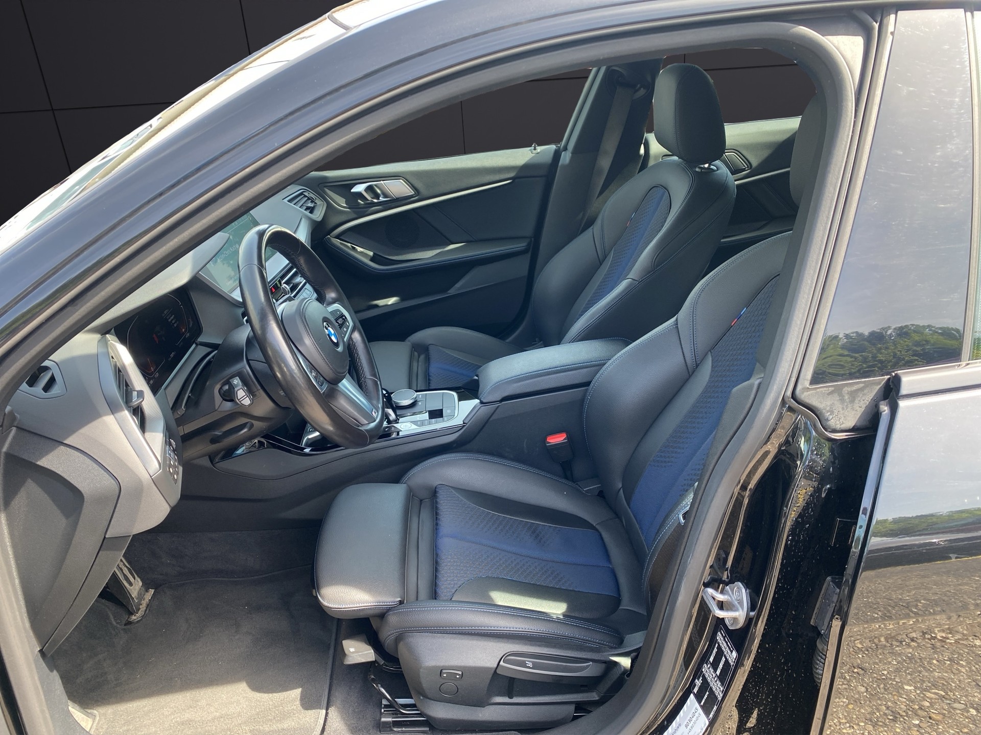 BMW 218i Gran Coupé M Sport Steptronic-image-9