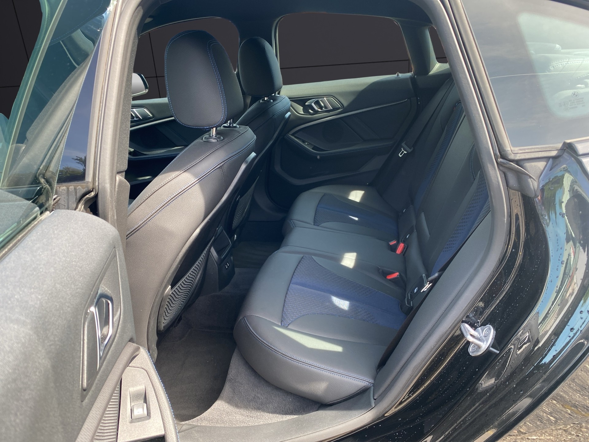 BMW 218i Gran Coupé M Sport Steptronic-image-15