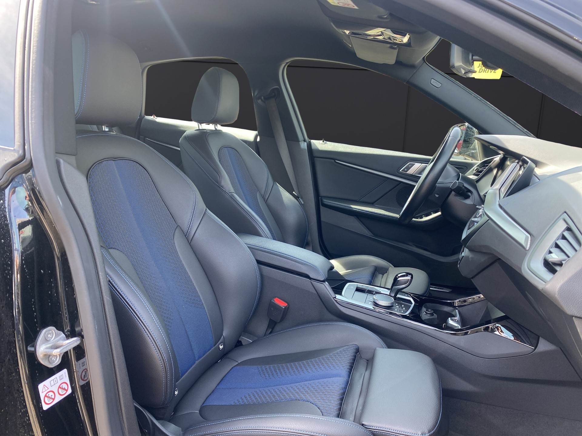 BMW 218i Gran Coupé M Sport Steptronic-image-14