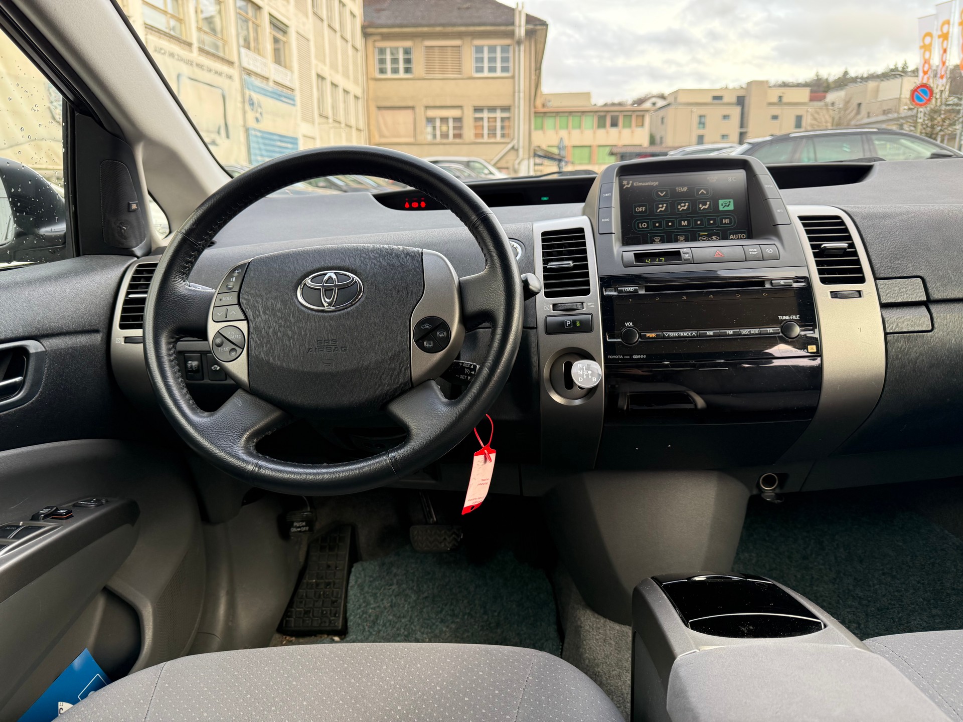 TOYOTA Prius 1.5 16V Hybrid-image-6