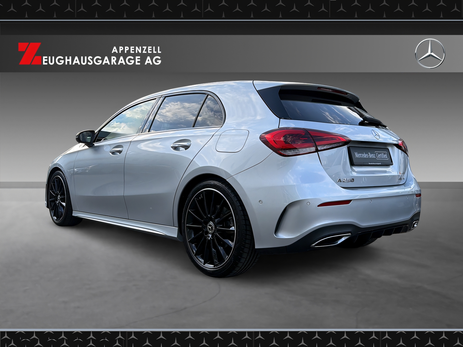 MERCEDES-BENZ A 250 4Matic AMG-Line-showroom-element-2