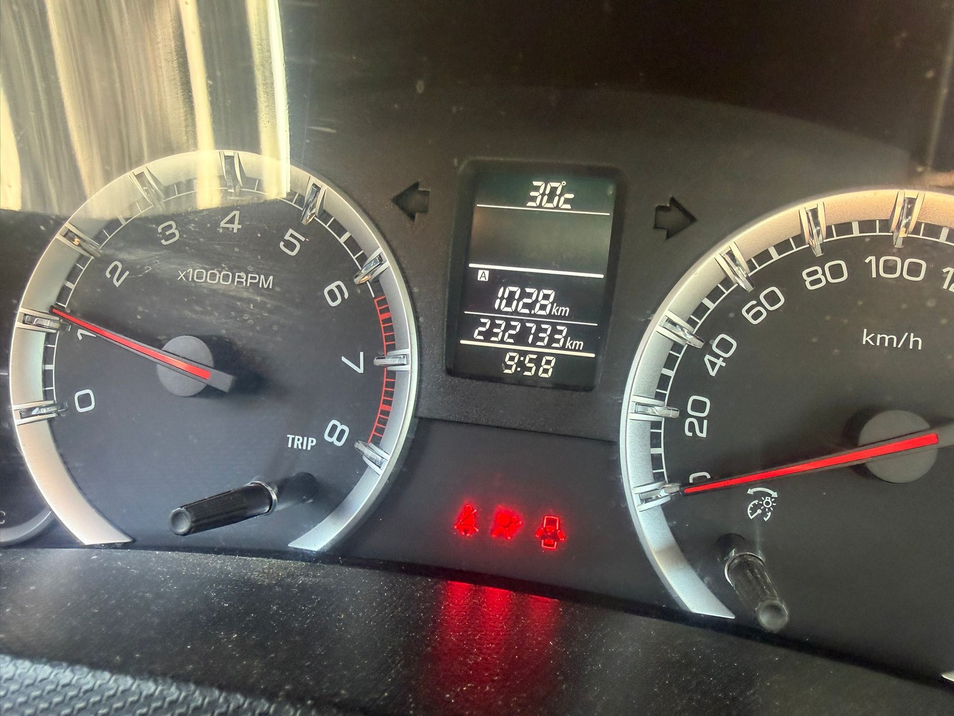 SUZUKI Swift 1.2i 4x4-image-4