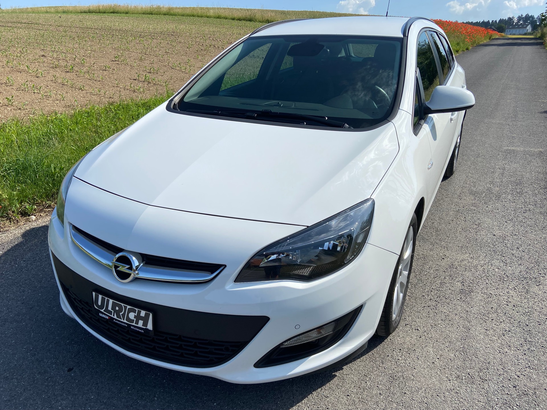OPEL Astra SportsTourer 1.4i 16V Turbo Drive Automatik-image-7