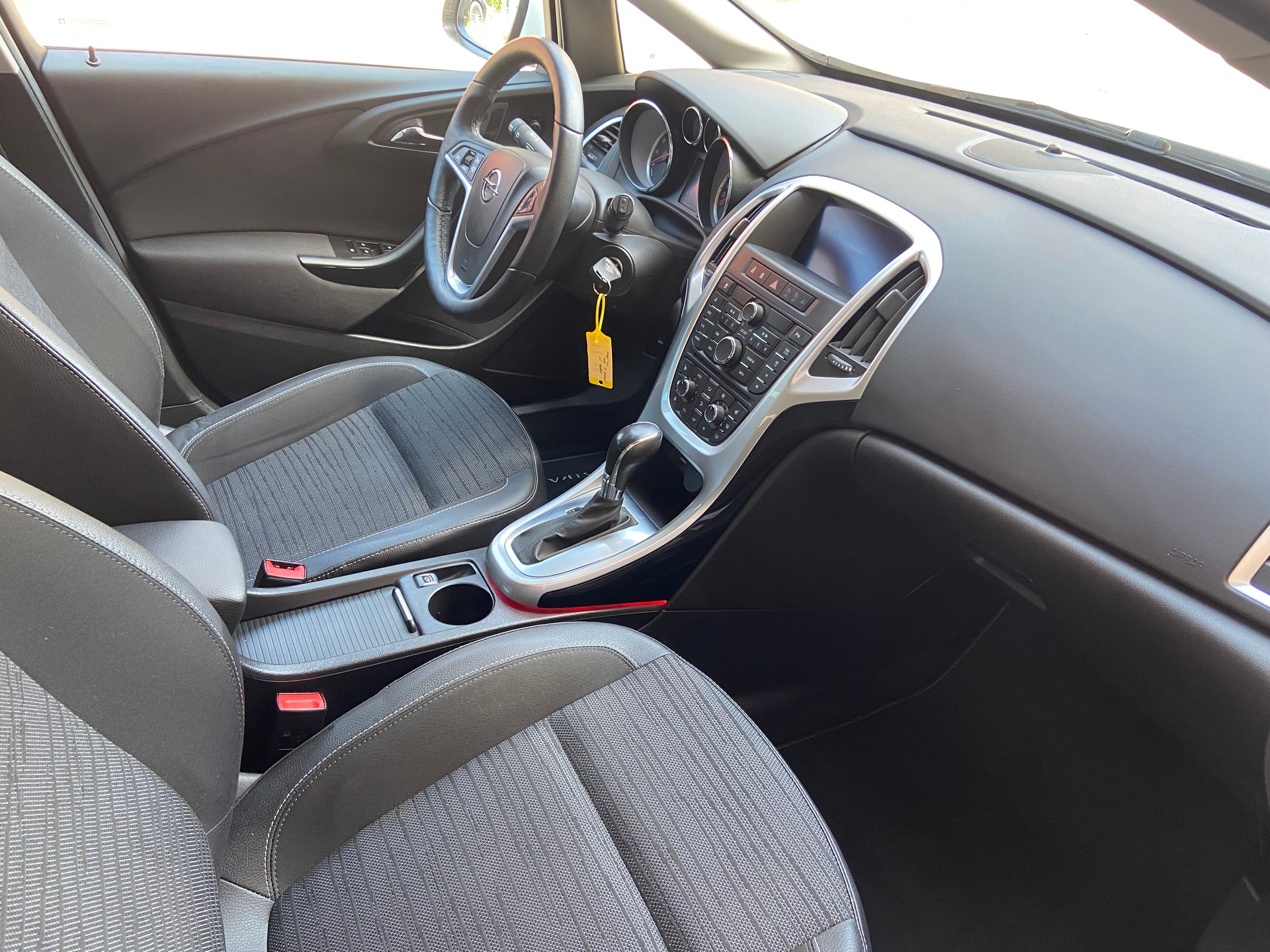 OPEL Astra SportsTourer 1.4i 16V Turbo Drive Automatik-image-10