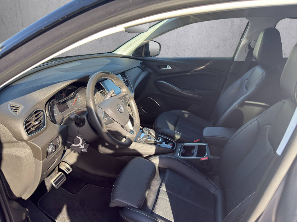 OPEL Grandland X 1.6 T PHEV Ultimate-image-8