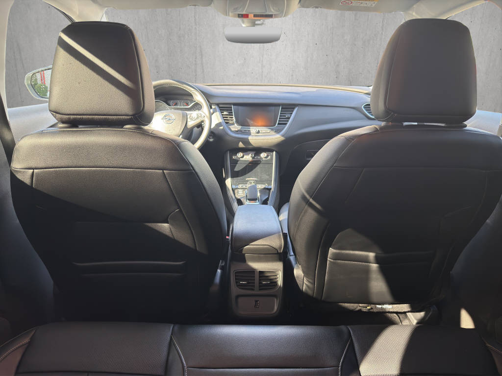 OPEL Grandland X 1.6 T PHEV Ultimate-image-11
