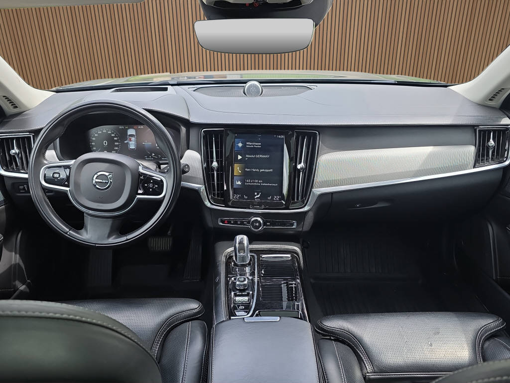 VOLVO V90 2.0 T8 TE Inscription AWD-image-17