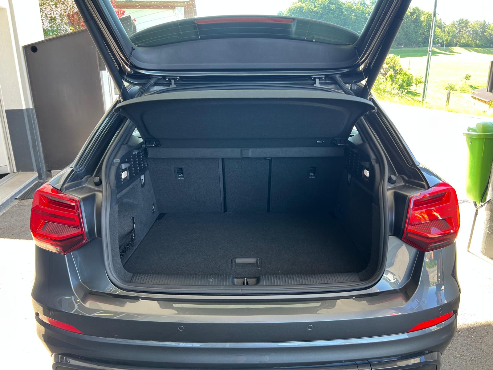 AUDI Q2 40 TFSI Sport Attraction quattro S-tronic-image-10