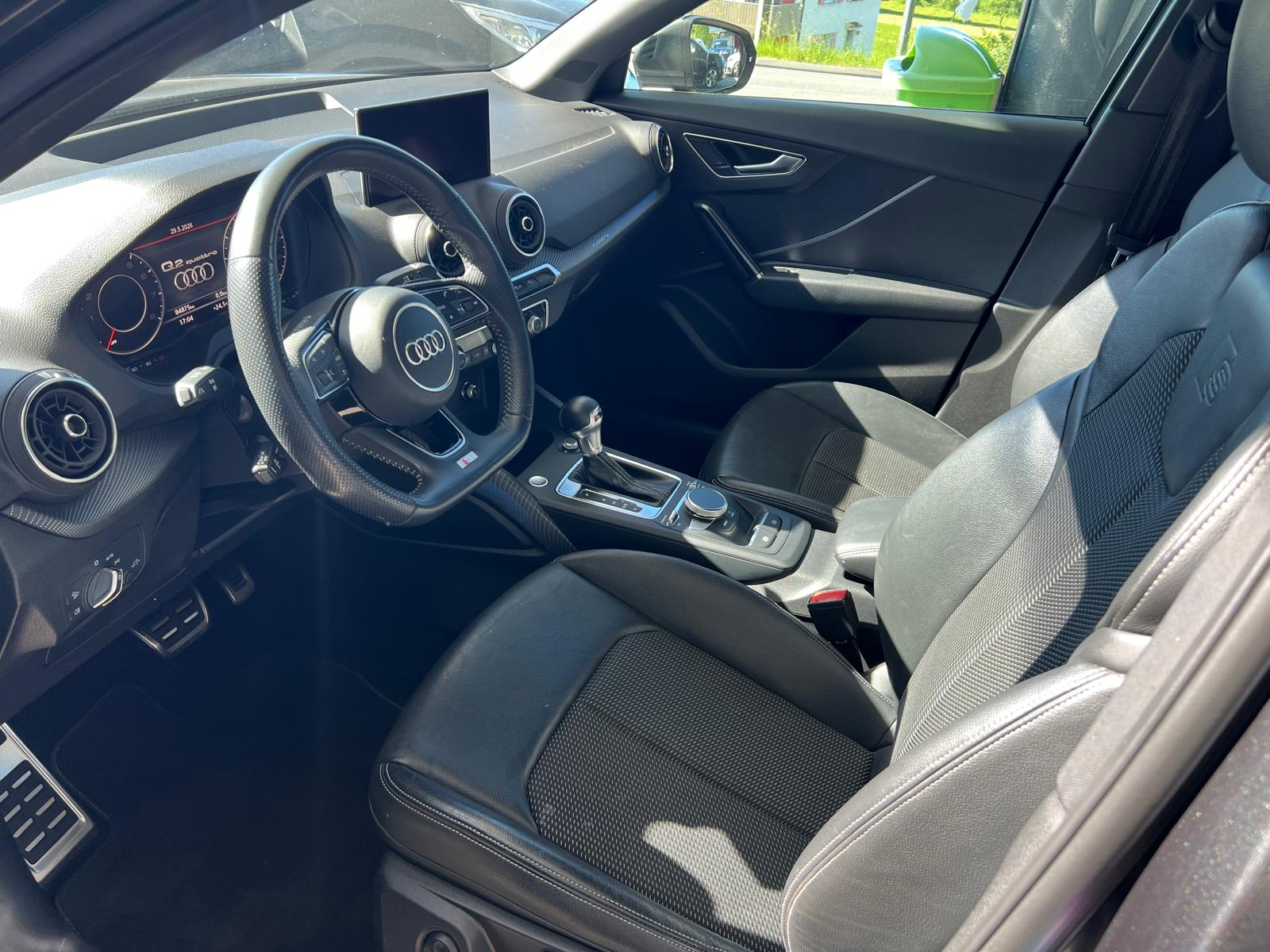 AUDI Q2 40 TFSI Sport Attraction quattro S-tronic-image-4