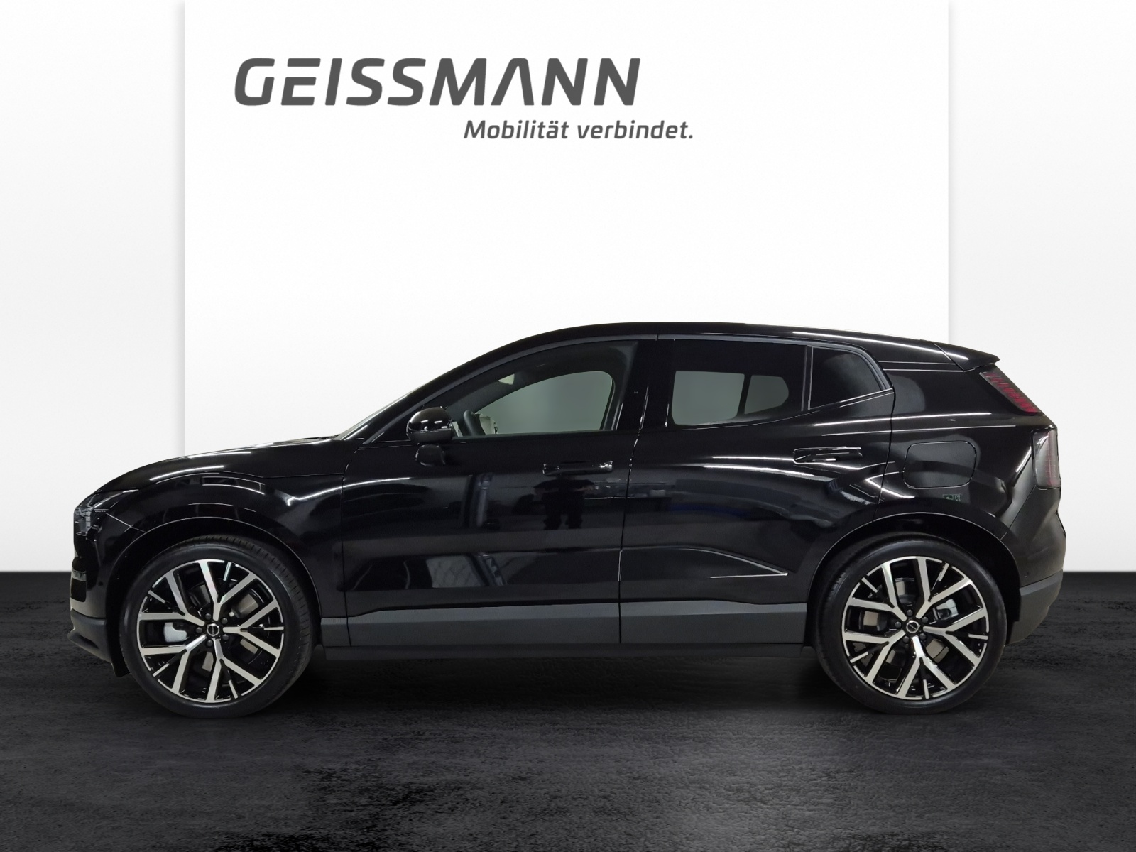 VOLVO EX30 E60 Twin Ultra Performance Sw. Black Ed. AWD-showroom-element-2