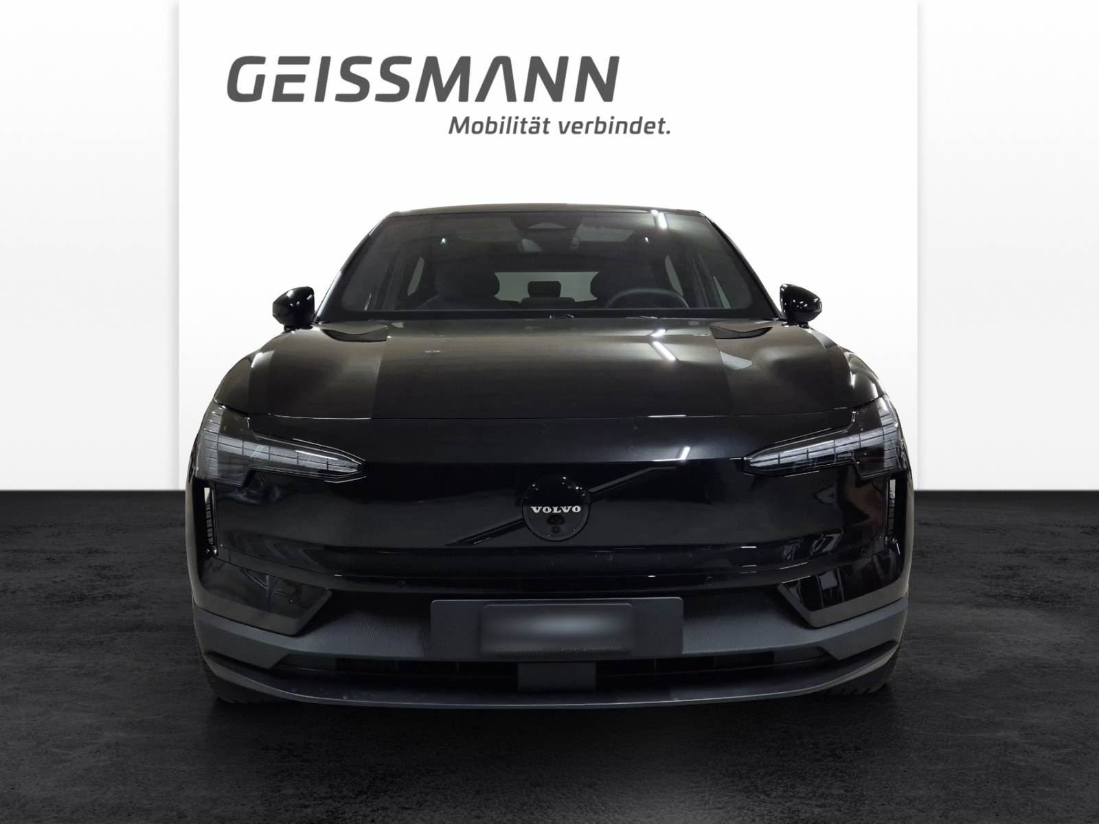 VOLVO EX30 E60 Twin Ultra Performance Sw. Black Ed. AWD-image-4