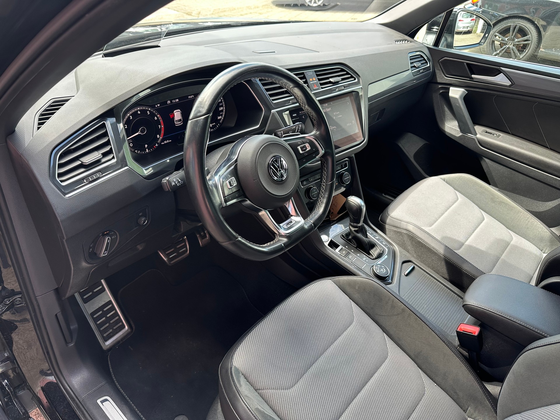 VW Tiguan 2.0TSI Highline 4Motion DSG-image-10