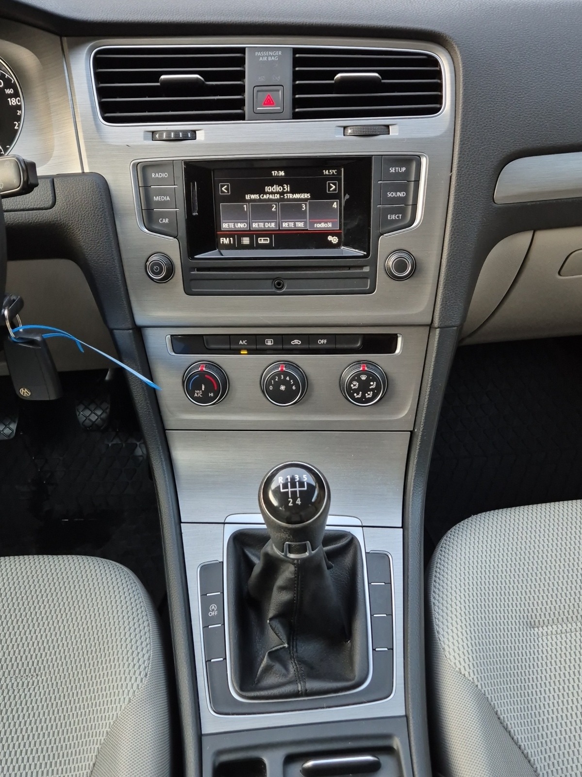 VW Golf Variant 1.6 TDI Comfortline-image-9