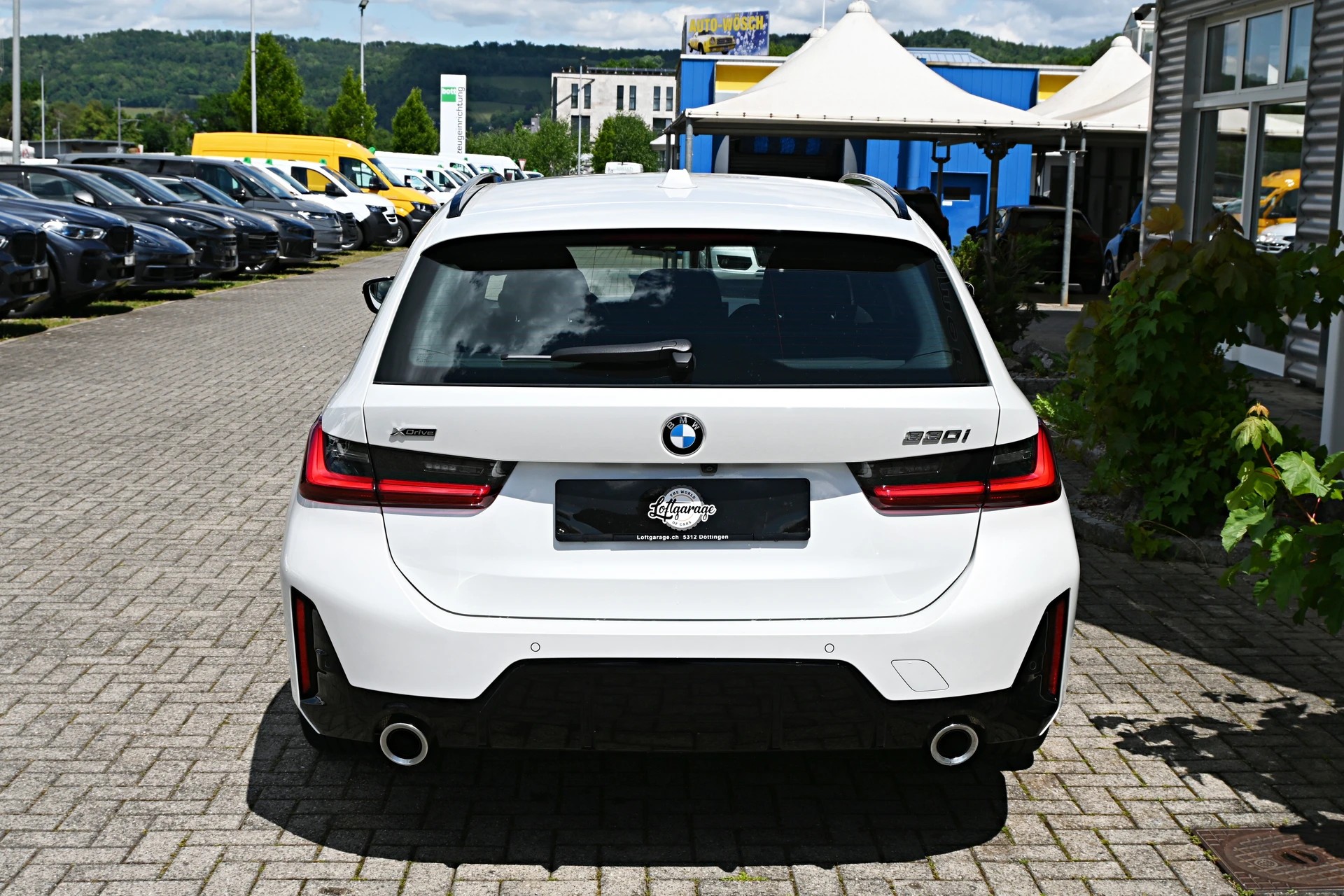 BMW 330i Touring xDrive Steptronic M Sport Automat 4X4-showroom-element-3